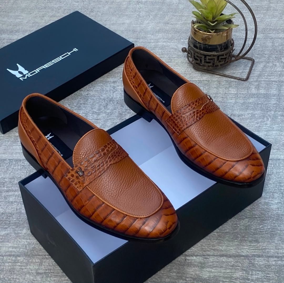 root-WC2woA.jpeg Moreschi Exquisite Brown Leather Loafers with Crocodile Textured Detailing - Handcrafted for the Discerning Gentleman - Image 1